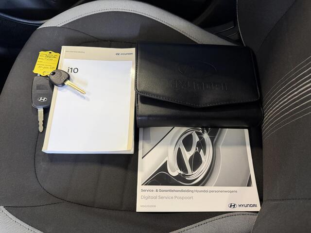 Hyundai I 10 1.0 Comfort Smart / Dealer Onderhouden / Navigatie / Apple Carplay & Android Auto / Achteruitrijcamera / Airco /