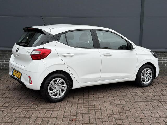 Hyundai I 10 1.0 Comfort Smart / Dealer Onderhouden / Navigatie / Apple Carplay & Android Auto / Achteruitrijcamera / Airco /