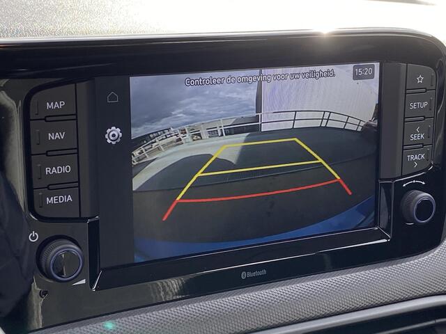Hyundai I 10 1.0 Comfort Smart Navigatie Apple CarPlay/Android Auto, cruise control, achteruitrij camera, Start/Stop systeem