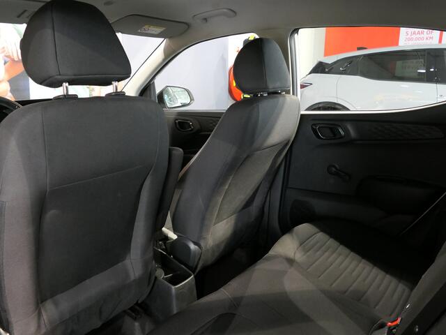 Hyundai I 10 1.0 Comfort 5-zits *Allseasons* - Grootlichtassistent, bluetooth, cruise