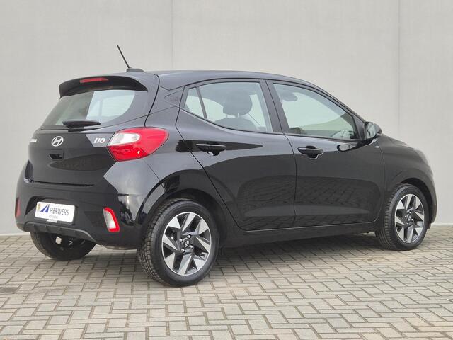 Hyundai I 10 1.0 Comfort 5-zits Automaat / Navigatie via Apple Carplay of Android Auto / Fabrieksgarantie tot 03-2029 / Airco / Cruise control / Dealer onderhouden / Elektrische ramen voor en achter / / Lichtmetalen wielen 15" /