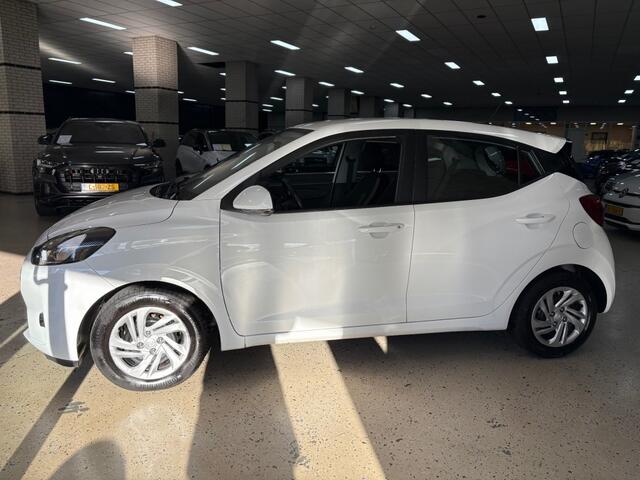 Hyundai I 10 1.0 nw model Airco Multimedia Cruise