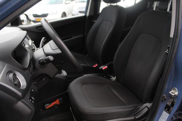 Hyundai I 10 1.0i Comfort//Airco//Navi//5drs!!