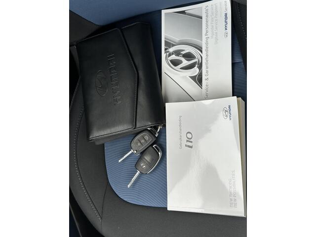 Hyundai I 10 1.0i i-Motion Comfort / Airco / Cruise Control / Centrale Deurvergrendeling / Elek. ramen v + a
