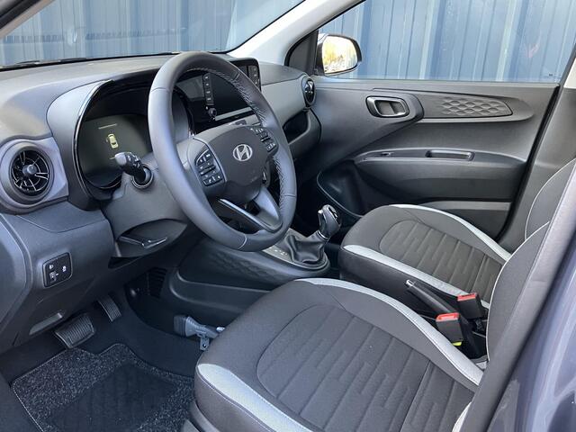 Hyundai I 10 1.0 Comfort Smart 5-zits Automaat * 589 KM !! / CRUISE CONTROLE / NAVI / CAMERA *