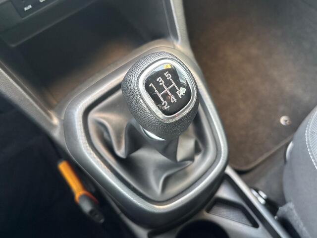 Hyundai I 10 1.0i Go! 2017 | Apple Carplay/Android auto! | Rijklaar geleverd incl 12 maanden BOVAG garantie! |