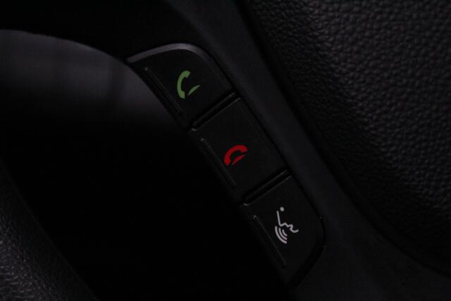 Hyundai I 10 1.0i Comfort//Navi//Carplay!!