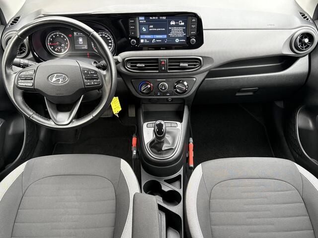 Hyundai I 10 1.0 Comfort 5-zits / Automaat / NL auto / Apple Carplay/Android auto / Cruise Control / Airco / Bluetooth / Parkeensensoren achter
