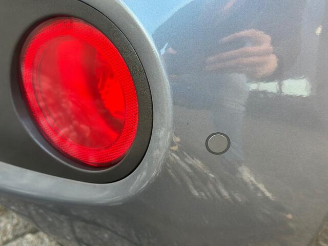 Hyundai I 10 1.0i Comfort '' Infotainmentsystem Incl. NAV - PDC - CC ''