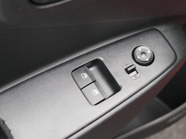 Hyundai I 10 1.0 AUTOMAAT Comfort Limited / ¤ 1.250,- Voordeel op de nieuwprijs / Prijs is rijklaar / Direct Leverbaar / Navigatie / Camera / Apple Carplay & Android Auto / Bluetooth / Airco /