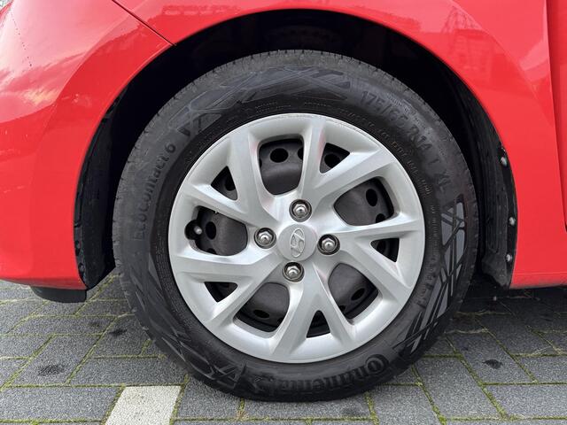 Hyundai I 10 1.0i 5drs 67PK Comfort | Navigatie | Apple Carplay & Android Auto | Cruise control | Elektrisch verstelbare spiegels | Elektrische ramen voor en achter |