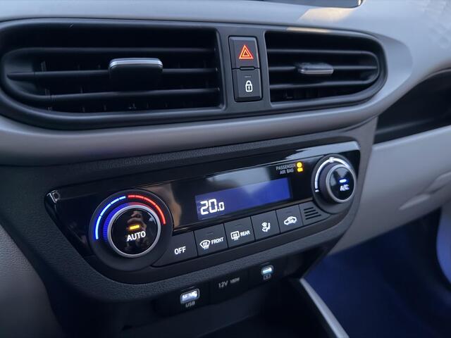 Hyundai I 10 1.0 Premium / ¤ 1.500,- Voordeel Op Nieuwprijs / Rijklaarprijs / Direct Leverbaar / Navigatie / Airco Climate Control / Cruise Control / 5 Jaar Fabrieksgarantie /