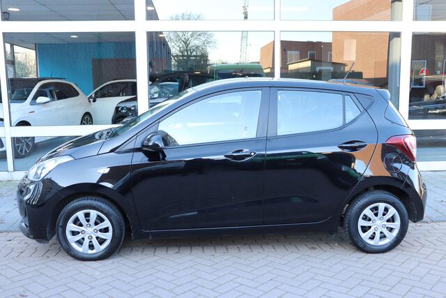 Hyundai I 10 1.0i Go! Navigatie, climate controle. .