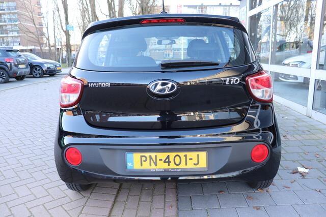 Hyundai I 10 1.0i Go! Navigatie, climate controle. .