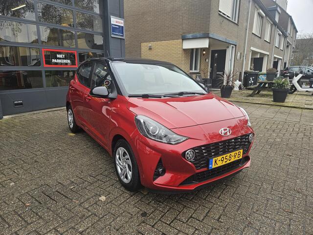 Hyundai I 10 1.0 Premium / Airco/ Navigatie/ Cruise / Apple carplay/ Camera/ Clima