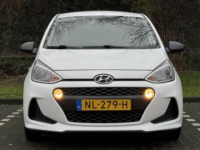 Hyundai I 10 5-deurs 1.0i i-Motion 67pk | TREKHAAK | AIRCO | ALLSEASON BANDEN | ELEKTRISCH PAKKET | LAGE KM-STAND! |