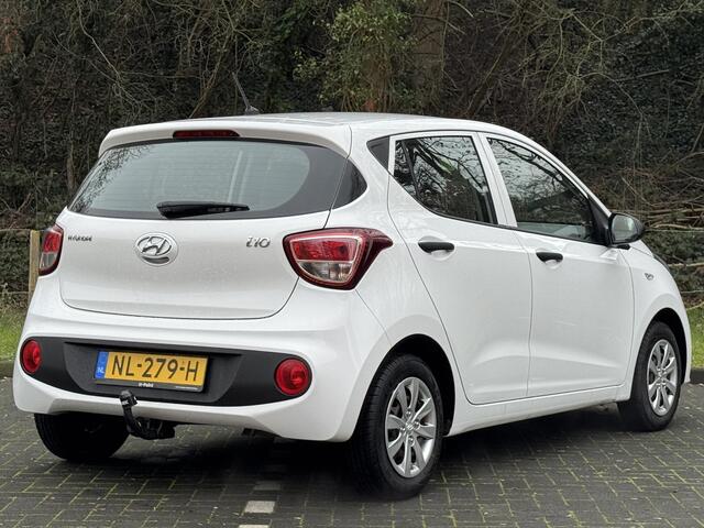 Hyundai I 10 5-deurs 1.0i i-Motion 67pk | TREKHAAK | AIRCO | ALLSEASON BANDEN | ELEKTRISCH PAKKET | LAGE KM-STAND! |