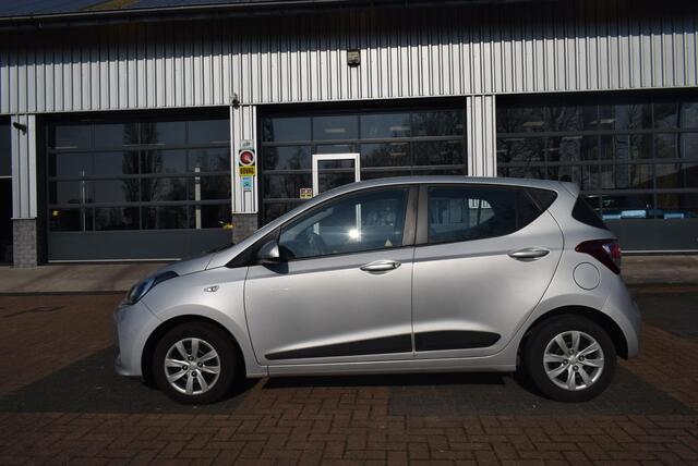 Hyundai I 10 1.0i Comfort Navi Airco Km 106.000!!