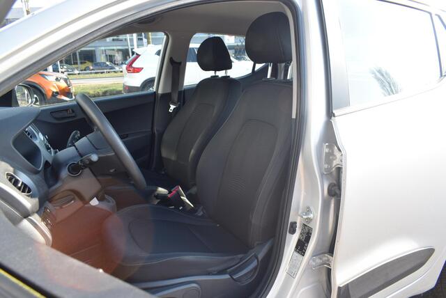 Hyundai I 10 1.0i Comfort Navi Airco Km 106.000!!