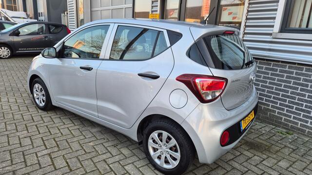 Hyundai I 10 1.0i Motion AIRCO EL RAMEN CENTR AFST NAP