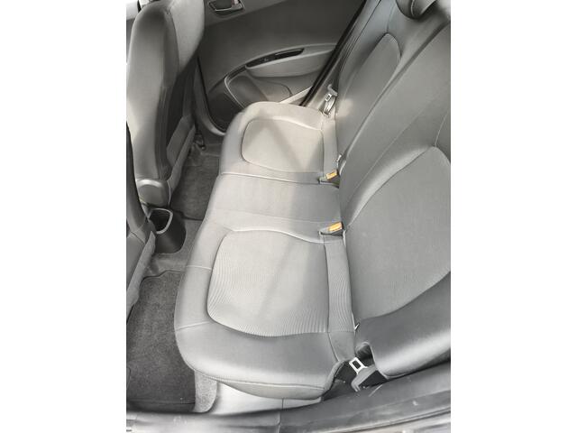 Hyundai I 10 1.0i Go! ,Navigatie, Climate control, Cruise control