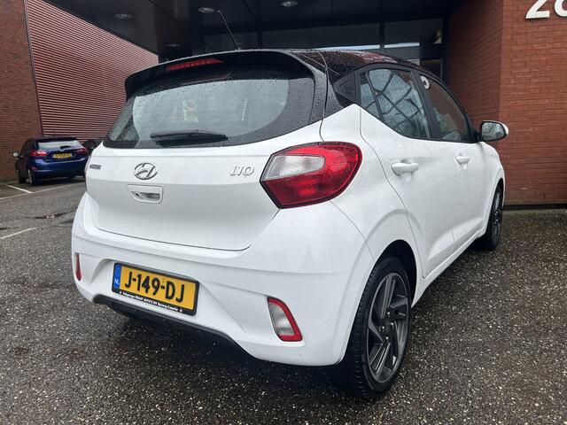 Hyundai I 10 1.0 Comfort 5-zits // NAVI + CARPLAY // CAMERA // CRUISE // LMV // DAB