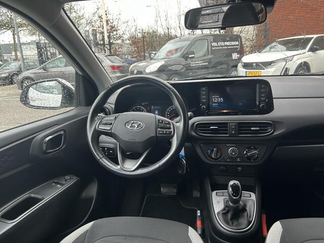 Hyundai I 10 1.0 Comfort 5-zits // NAVI + CARPLAY // CAMERA // CRUISE // LMV // DAB