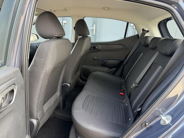 Hyundai I 10 1.0 Comfort 5-zits / Apple Carplay / Stoelverwarming / Stuurverwarming / Cruise Control / Airco / LM Velgen