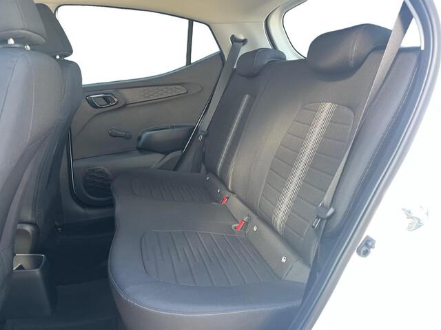 Hyundai I 10 Comfort Smart 1.0 MPI 67pk | APPLE CARPLAY / ANDROID AUTO | CAMERA | NAVI | CRUISE CONTROL | AIRCO |