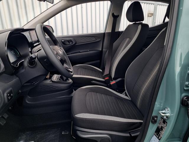 Hyundai I 10 1.0 Comfort / Navigatie / Achteruitrijcamera / Parkeersensoren Achter / Airco / Cruise Control /