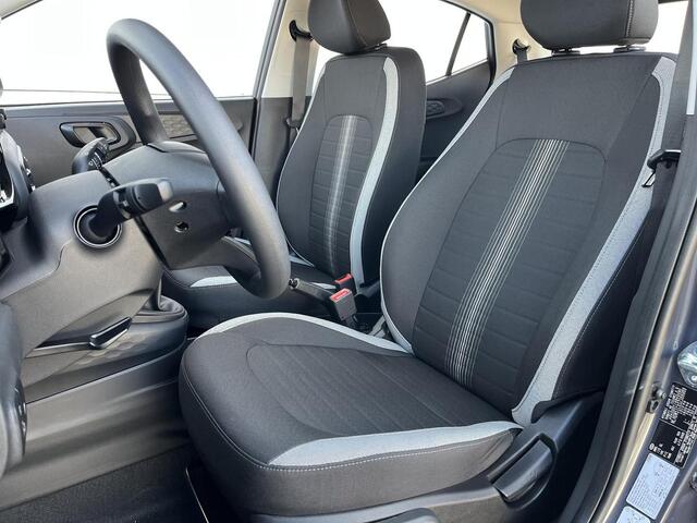 Hyundai I 10 1.0 Comfort / Navigatie / Achteruitrijcamera / Parkeersensoren Achter / Airco / Cruise Control /