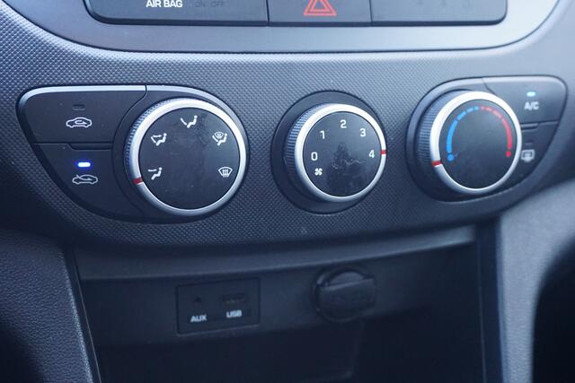 Hyundai I 10 1.0i Comfort Airco / Cruise / BT / Elektr. ramen / NAP