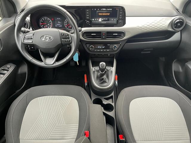 Hyundai I 10 5-deurs Premium 1.0 MPI 67pk | DAKKLEUR ZWART | CLIMA | NAVI | APPLE CARPLAY / ANDROID AUTO | 16'' BICOLOR LM-VELGEN | CAMERA |
