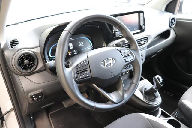 Hyundai I 10 1.0 Comfort 5-zits Uniek! lage km stand. voorzien van Apple Carplay/Android Auto