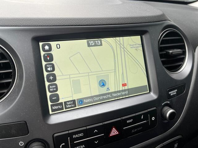 Hyundai I 10 5-deurs Premium 1.0i MPi 67pk | CLIMA | NAVI | APPLE CARPLAY / ANDROID AUTO | BI-COLOR LM-VELGEN | DEALER ONDERHOUDEN! | CRUISE CONTROL |