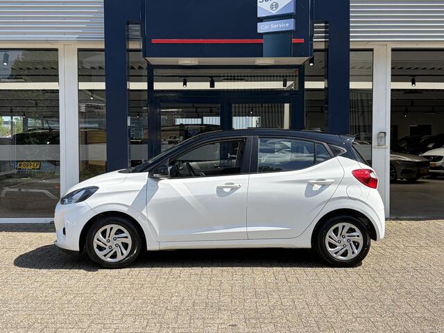 Hyundai I 10 1.0 Comfort Smart 5-zits / NL-Auto / Dealer-Onderhouden / 1e-Eigenaar / Cruise-Control / Apple-Carplay & Android-Auto / DAB Radio-Bluetooth / Navi / Camera / ENZ.