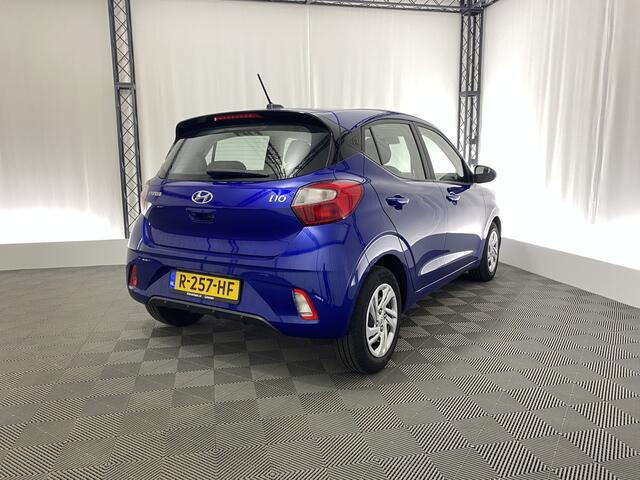 Hyundai I 10 1.0 Comfort Smart BEL VOOR BESCHIKBAARHEID! | Apple CarPlay | Navi | Airco | Camera | DAB | Cruise Control | Elek. Spiegels |