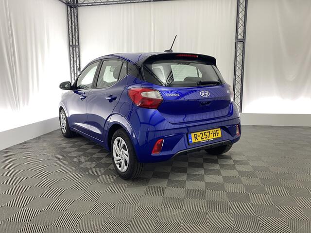Hyundai I 10 1.0 Comfort Smart BEL VOOR BESCHIKBAARHEID! | Apple CarPlay | Navi | Airco | Camera | DAB | Cruise Control | Elek. Spiegels |