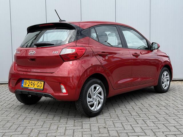 Hyundai I 10 1.0 Comfort Smart 5-zits / Automaat / Navigatie / Cruise Control / Achteruitrijcamera / Dealeronderhouden /