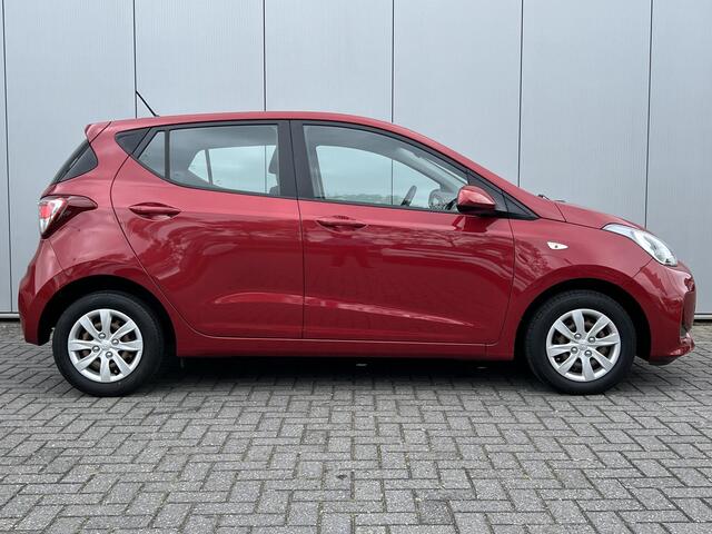 Hyundai I 10 1.0i Comfort / Dealer Onderhouden / Origineel Nederlands / Cruise Control / Radio /