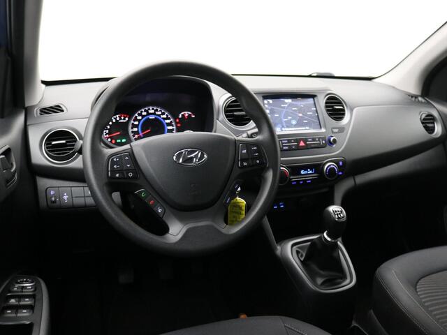 Hyundai I 10 1.0i Go! 5-deurs / Navigatie / Apple CarPlay & Android Auto / Cruise Control / All Seasonbanden / Historie bekend / Airco Climate Control / Bluetooth / LED Dagrijverlichting / Elektrische ramen rondom /