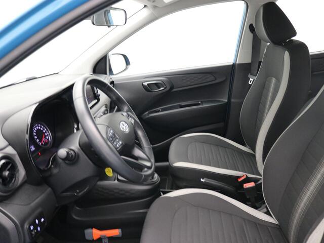 Hyundai I 10 1.0 Comfort Smart / Navigatie / Airco / Cruise Control / Achteruitrijcamera / NL Auto / Dealer onderhouden / Apple CarPlay & Android Auto / 1ste eigenaar /