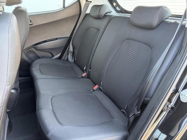 Hyundai I 10 1.0i Comfort / Airco / Cruise control / Navigation Pack /