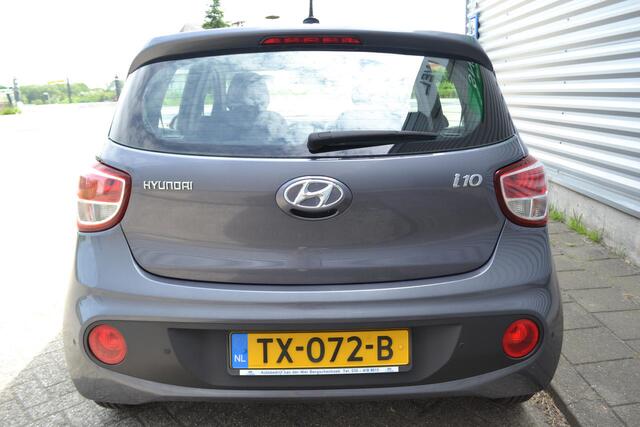 Hyundai I 10 1.0 COMFORT 10.340KM|NAVI|CARPLAY|PDC