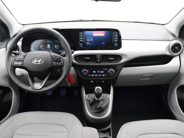 Hyundai I 10 1.0 Premium / ¤ 2.000,- Voordeel Op Nieuwprijs / Rijklaarprijs / Direct Leverbaar / Navigatie / Airco Climate Control / Cruise Control / 5 Jaar Fabrieksgarantie /