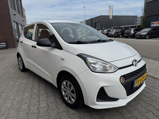 Hyundai I 10 1.0i i-Motion Airco, weinig km, nieuwe banden