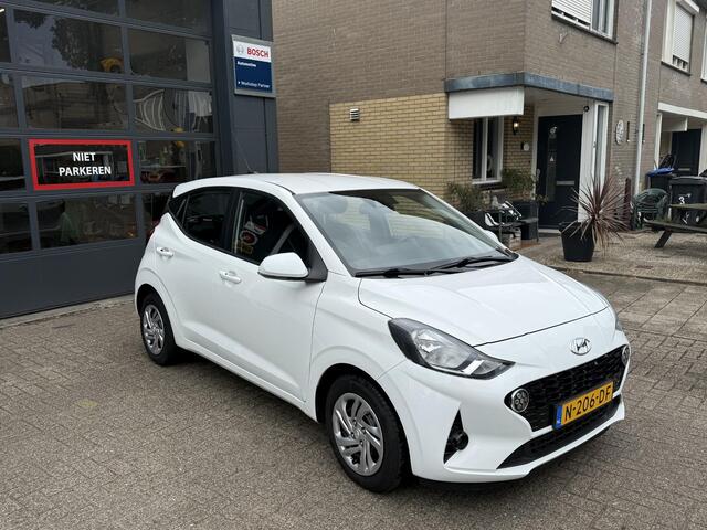 Hyundai I 10 1.0 Comfort Smart 5-zits Automaat / Airco/ Navigatie/ Cruise/ Apple Carplay/ Camera/ LED