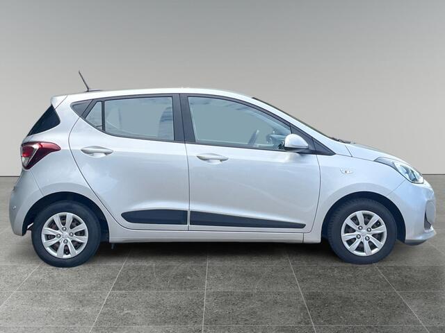Hyundai I 10 Comfort 1.0i MPi 67pk | CRUISE CONTROL | NAVI | APPLE CARPLAY / ANDROID AUTO | PARKEERSENSOREN |