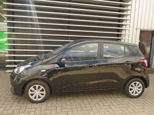 Hyundai I 10 1.0i Comfort & navigatie groot scherm