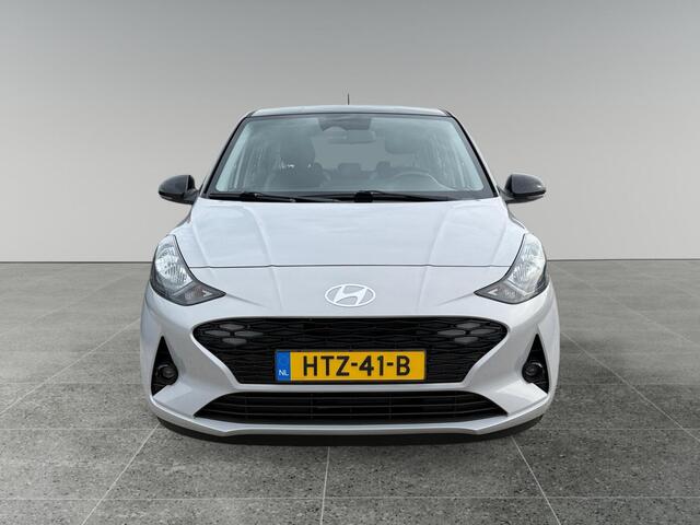 Hyundai I 10 5-deurs 1.0 67pk Automaat Premium 5-zits | NAVI | LM-VELGEN | APPLE CARPLAY/ANDROID AUTO | CAMERA | FABR.GAR 7-2030 |